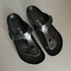 Birkenstock Gizeh EVA Black Rubber Sandals Mens US8 / Women’s US10